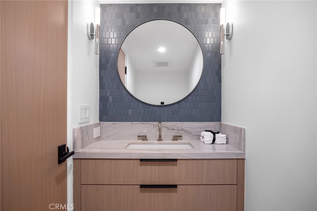 Corona del Mar South of PCH (CDMS) - Residential