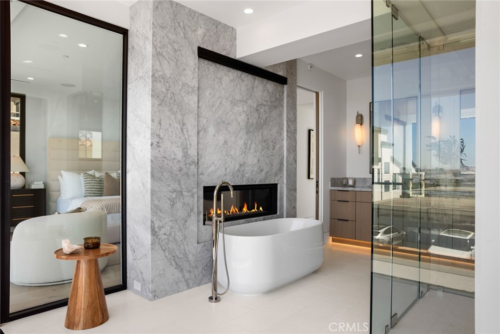 Corona del Mar South of PCH (CDMS) - Residential