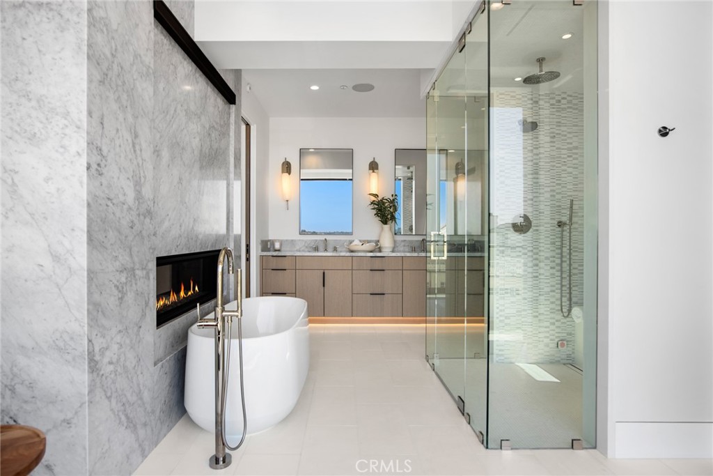 Corona del Mar South of PCH (CDMS) - Residential