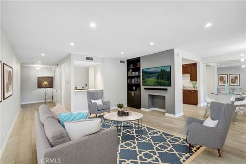 Photo of 4949 Genesta Avenue #104, Encino, CA 91316 (MLS # SR26003122)