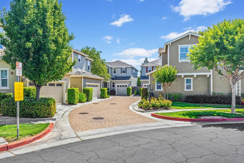 7934 Kipling Circle