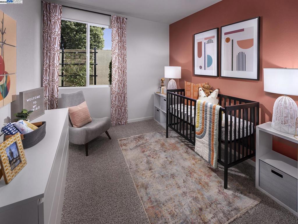 DEER VALLEY RD - Residential