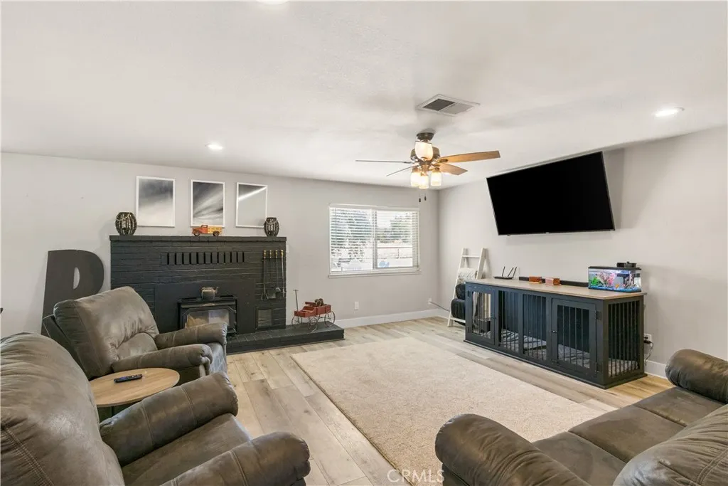 Atwater, California 95301, United States, 4 Bedrooms Bedrooms, ,2 BathroomsBathrooms,Residential,Active,162560