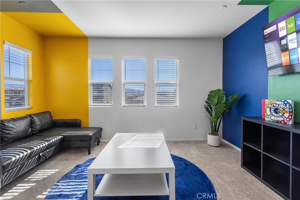Mariposa Pointe - Residential