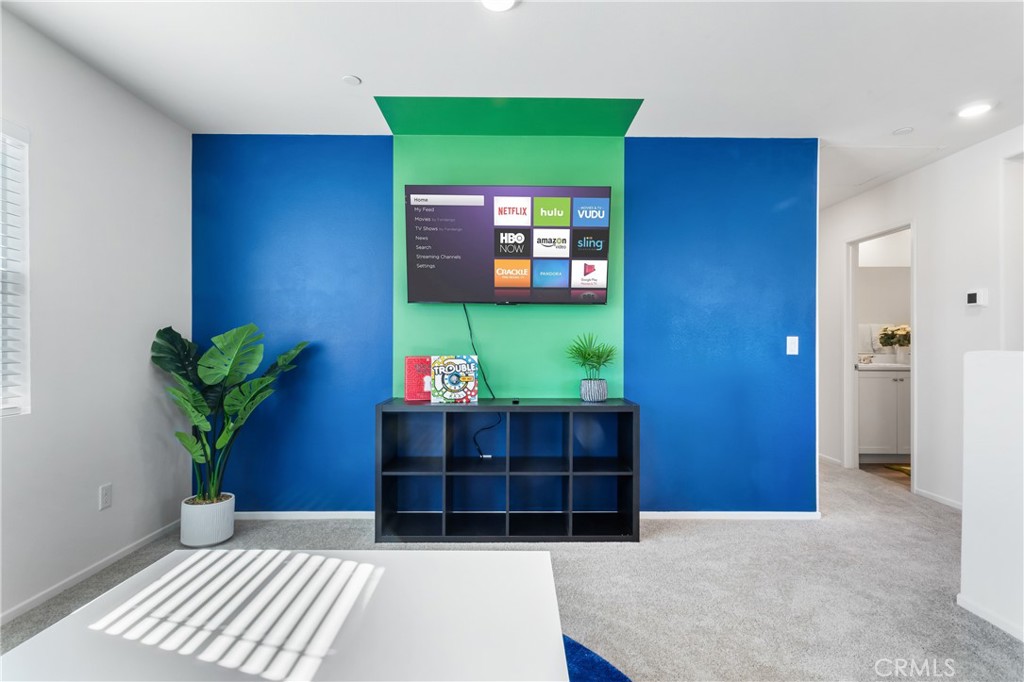 Mariposa Pointe - Residential