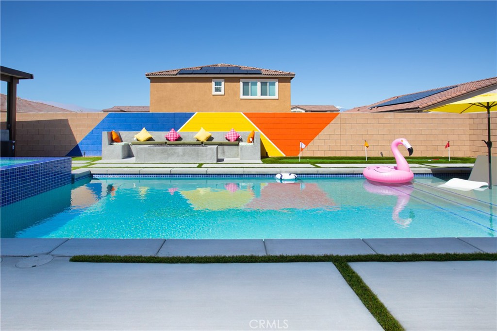 Mariposa Pointe - Residential