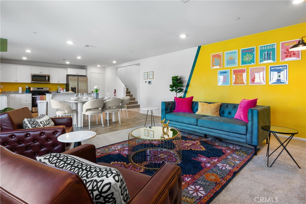 Mariposa Pointe - Residential