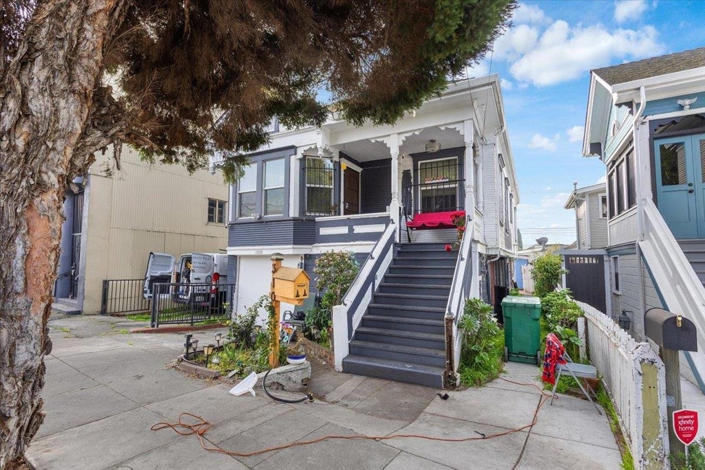 3109 Elmwood Ave, Oakland CA 94601