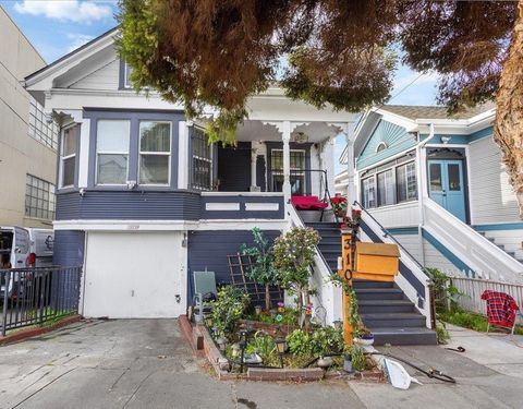 Photo of 3109 3109 Elmwood Ave, Oakland, CA 94601 (MLS # 41122908)