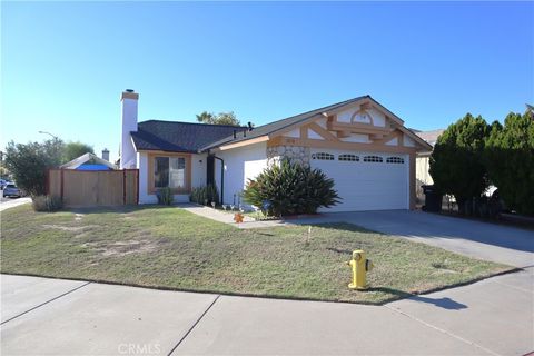 Photo of 1878 Neptune Dr, Perris, CA 92571 (MLS # IV25242800) Photo of 1878 Neptune Dr, Perris, CA 92571 (MLS # IV25242800)