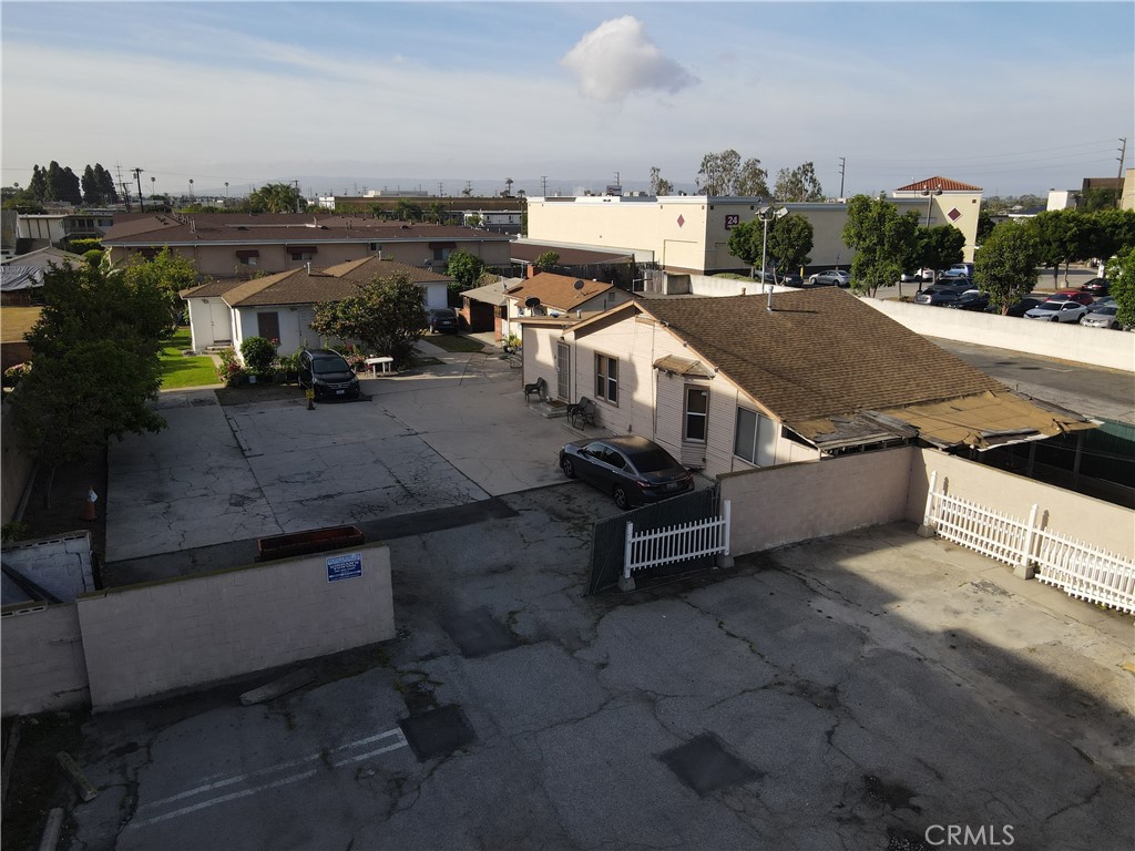 1716 W Redondo Beach