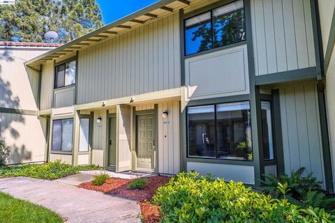 Photo of 6151 Joaquin Murieta Ave Ave #D, Newark, CA 94560 (MLS # 41131023)