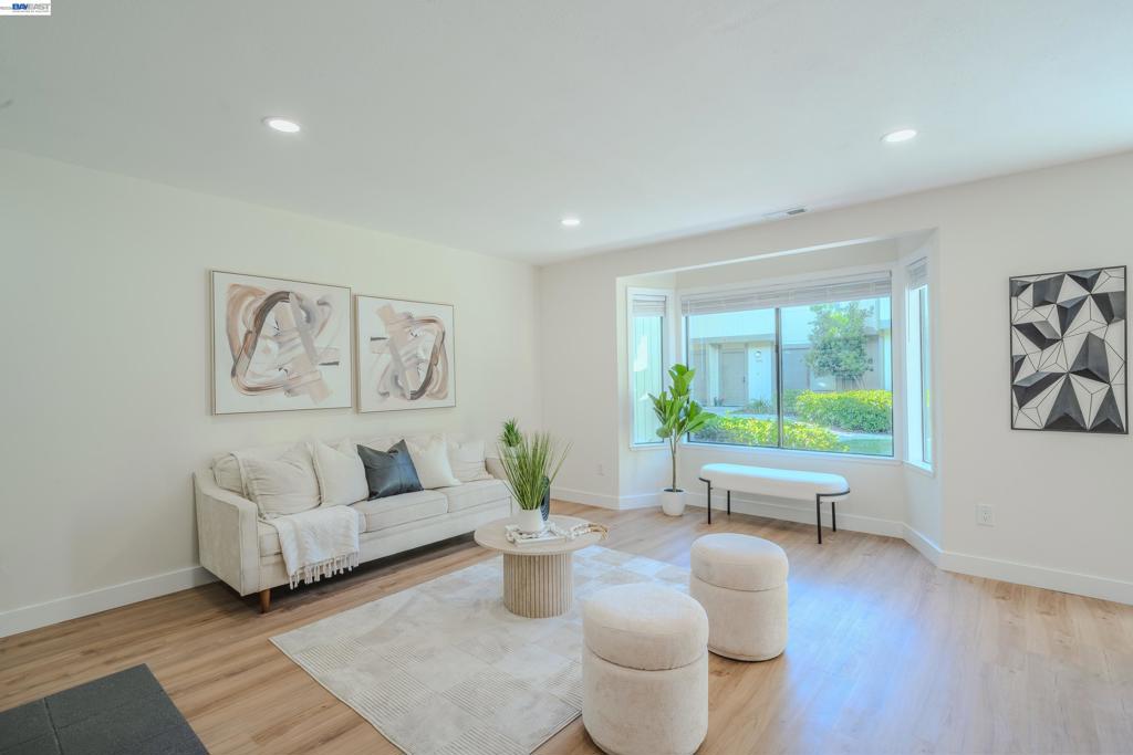 6151 Joaquin Murieta Ave D