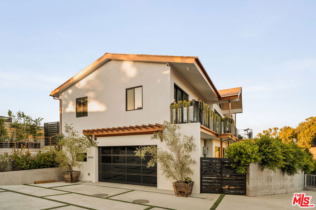 5904 Kanan Dume Road