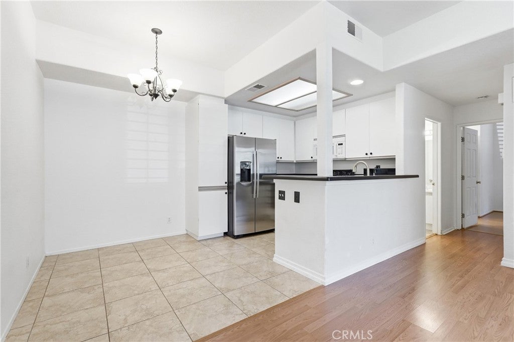 128 Sandpiper 128 Sandpiper