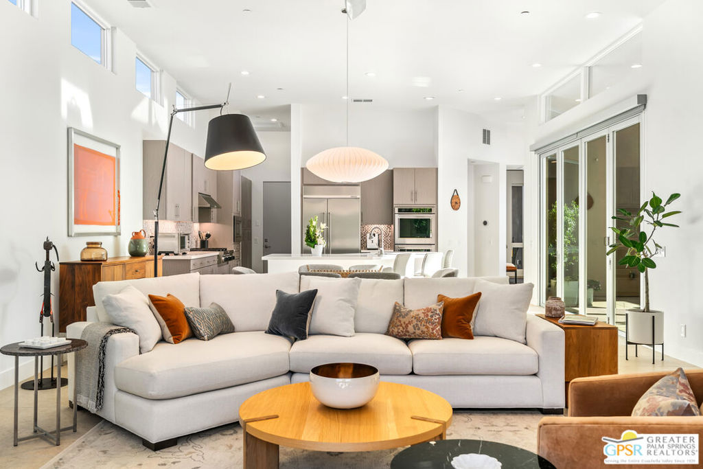 Escena - Residential