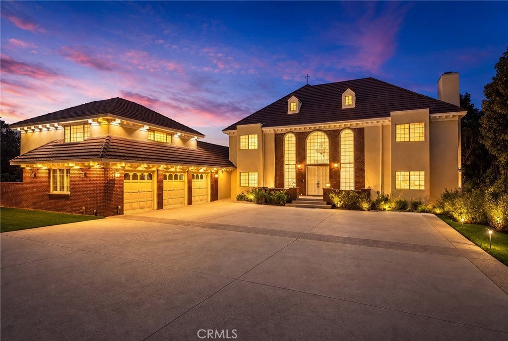 648 Pomello Drive