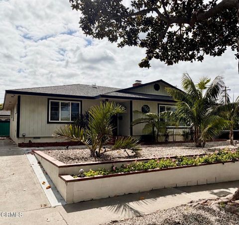 Photo of 218 Palomares Avenue, Ventura, CA 93003 (MLS # V1-36660)