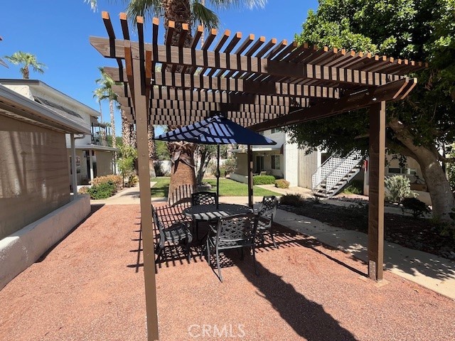 This 2 bed 2 bath 2 story has upgraded Air Conditioning and new windows. The unit has just been renovated with all new appliances including refrigerator, microwave, stove, and dishwasher—wood floors, new paint, new blinds new hardware ceiling fans, and granite countertops.