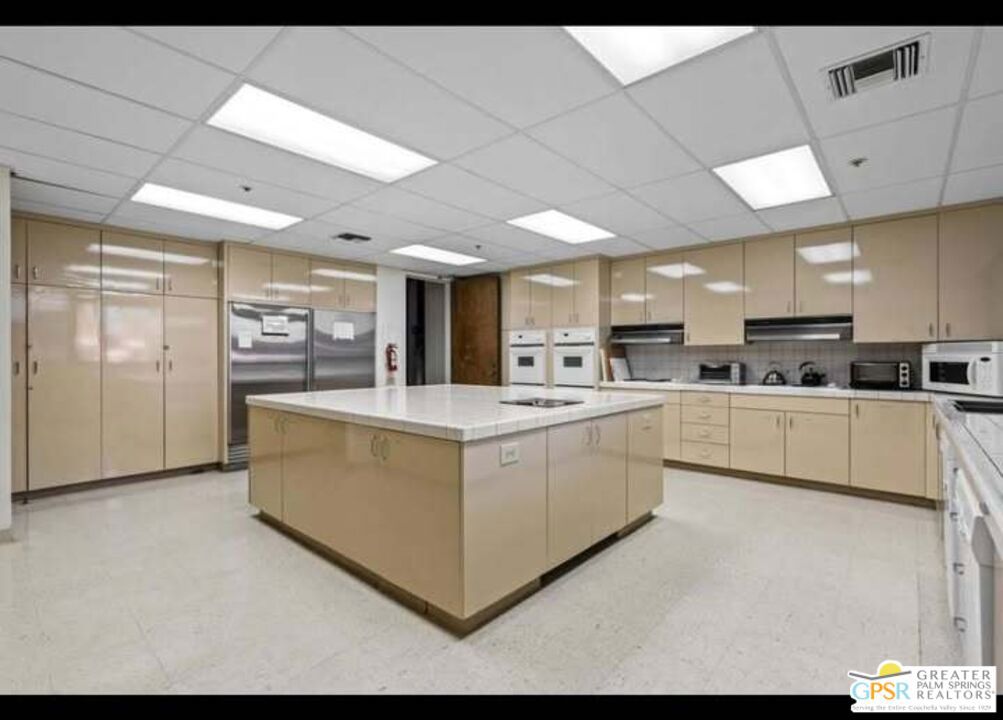 Vista Montana - Residential Lease