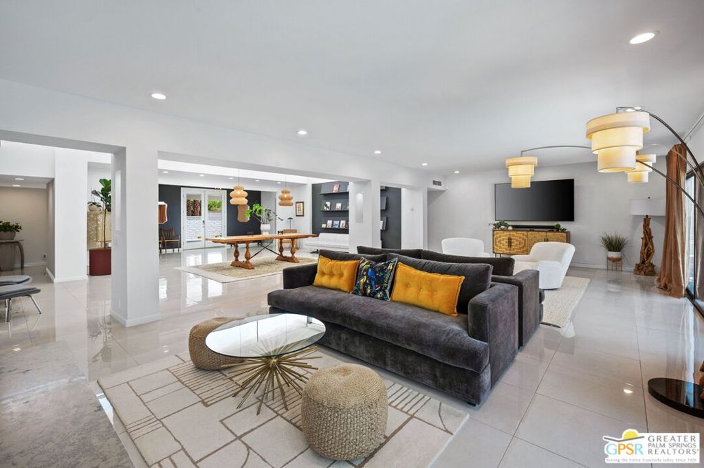 Thunderbird Country Club - Residential