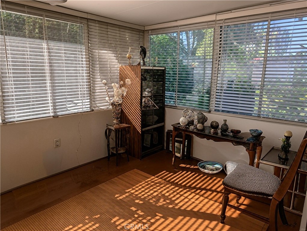 2056 VIA MARIPOSA E A