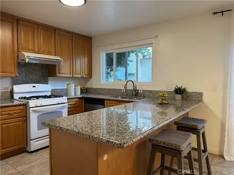 1115 E Truman Pl, West Covina, CA 91790 - MLS#: PW25253004