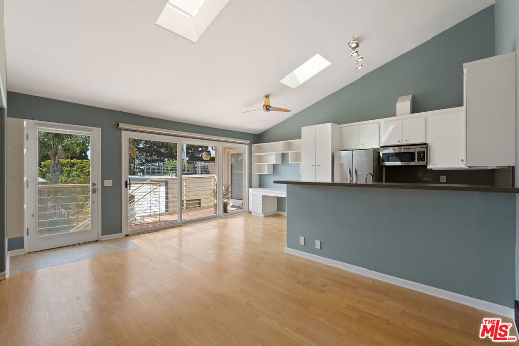 2216 4th Street