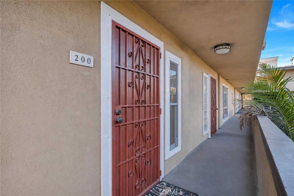 970 Palm Avenue 200