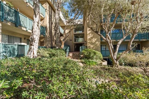 Photo of 576 N Bellflower Blvd #233, Long Beach, CA 90814 (MLS # OC26005278)