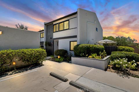 Photo of 11311 Tampa Avenue #32, Porter Ranch, CA 91326 (MLS # SR26160560)