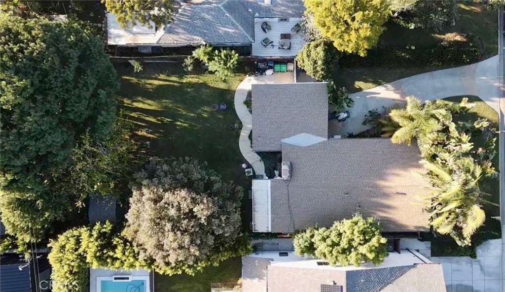 379 Walnut Street