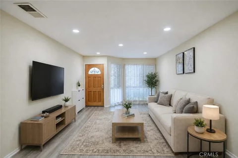 MLS: OC26181948