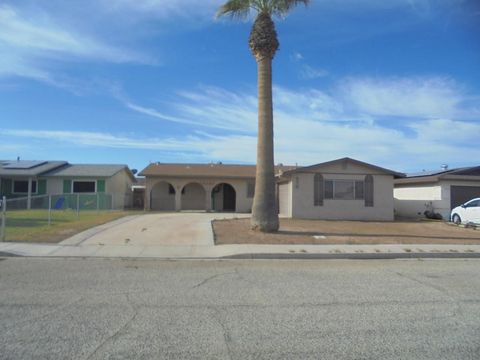 Photo of 570 Holley Lane, Blythe, CA 92225 (MLS # 219116519DA) Photo of 570 Holley Lane, Blythe, CA 92225 (MLS # 219116519DA)