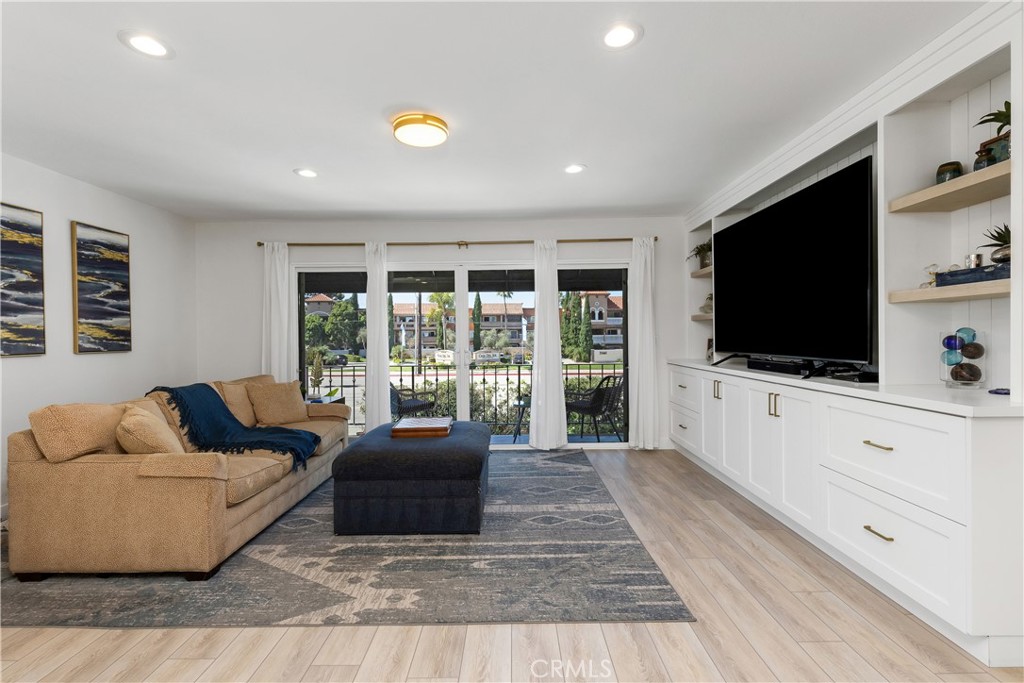 21662 Brookhurst - Residential