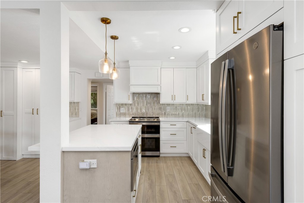 21662 Brookhurst - Residential