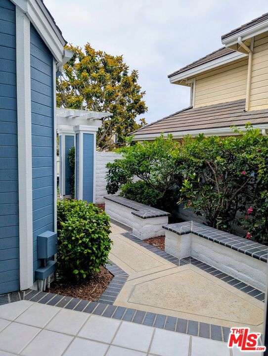 2730 Point Del Mar