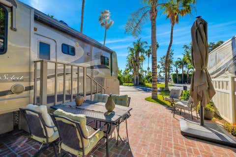 Photo of 69411 Ramon Road #633, Cathedral City, CA 92234 (MLS # 219147142DA)