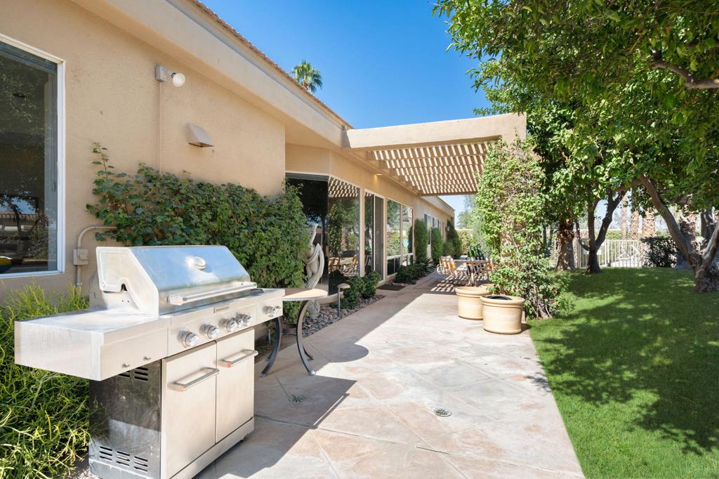 Desert Horizons C.C. - Residential Lease