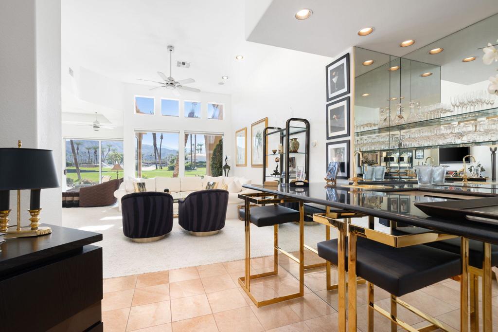 Desert Horizons C.C. - Residential Lease
