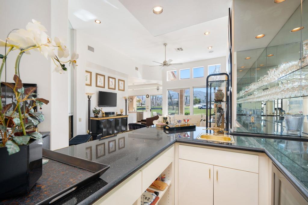 Desert Horizons C.C. - Residential Lease