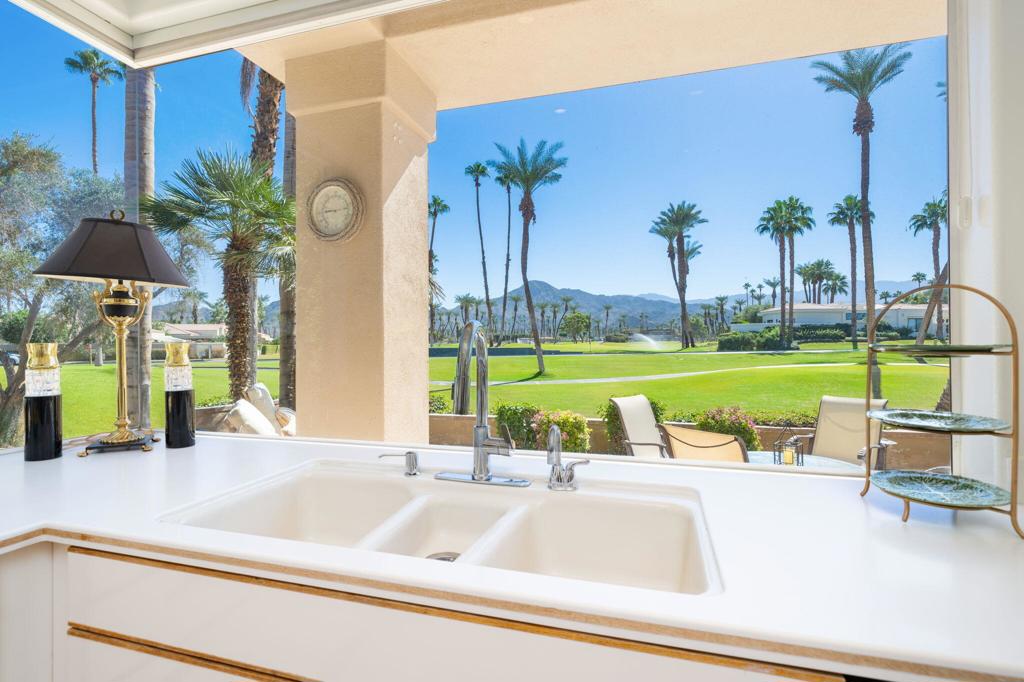 Desert Horizons C.C. - Residential Lease