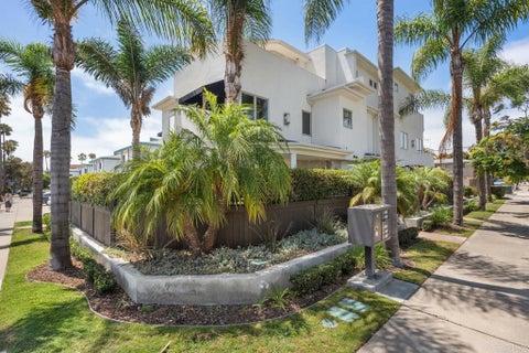 Photo of 4410 Gresham ST, San Diego, CA 92109 (MLS # NDP2609480)