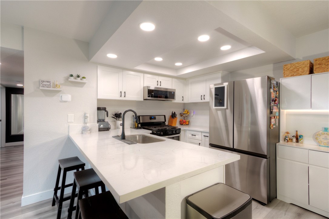 1309 W Mission