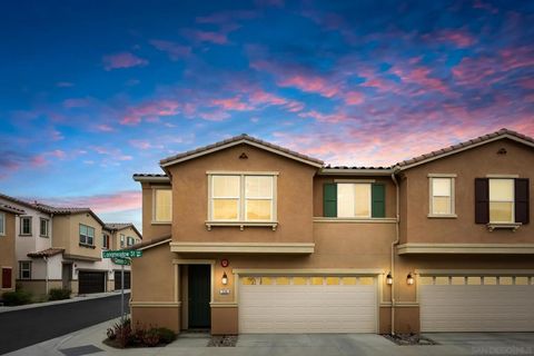 506 Longmeadow St Vista CA 92081