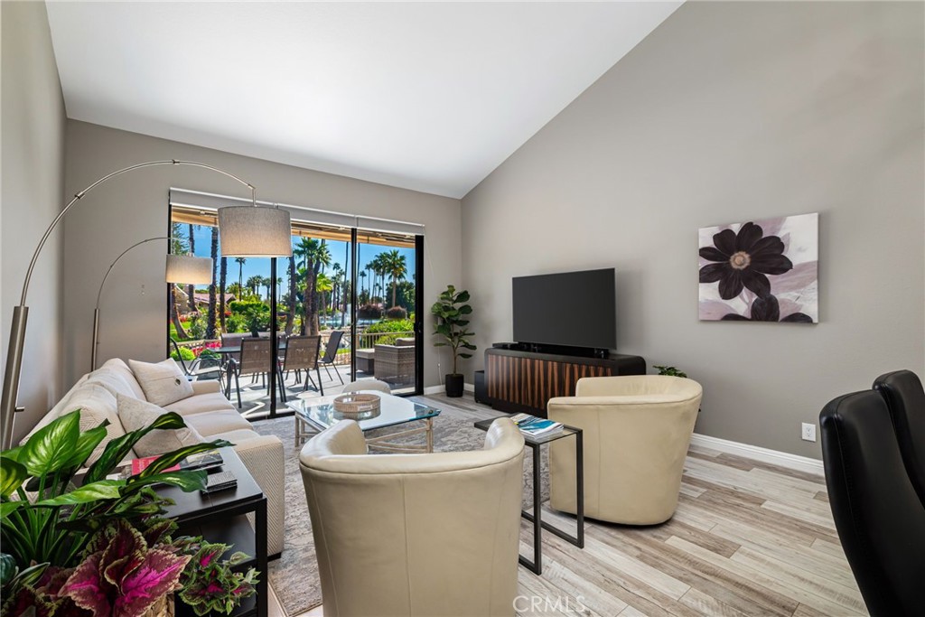 The Lakes Country Club (32429) - Residential