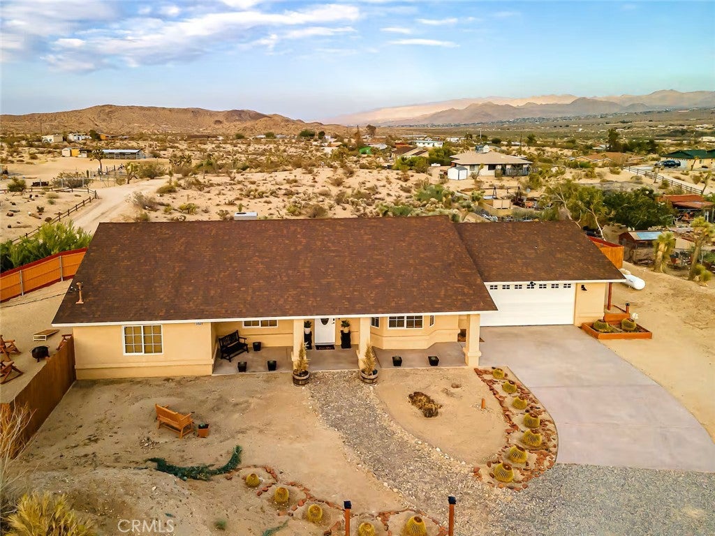 5853 Linda Lee Drive