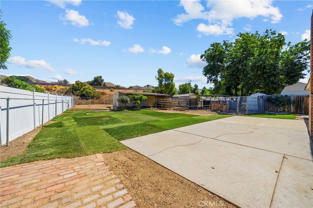 10525 Woldrich St. ST, Sylmar CA 91342