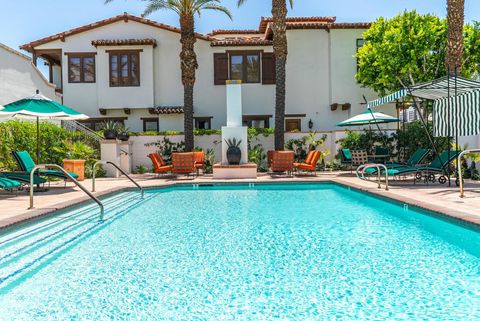 Photo of 233 Calle La Soledad, Palm Springs, CA 92262 (MLS # 219146293PS)