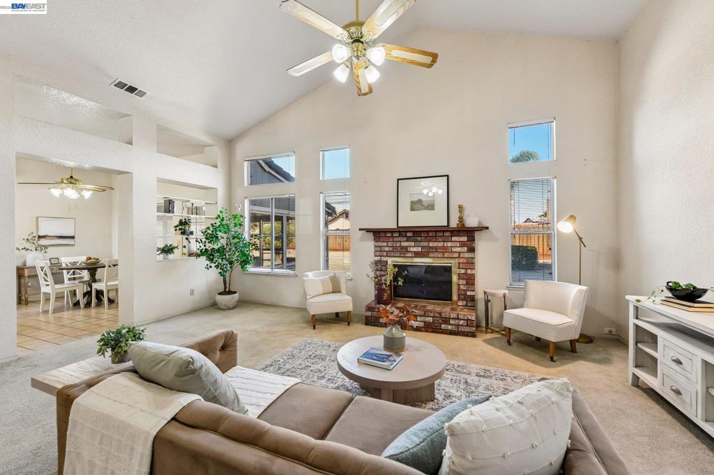 787 Chenin Blanc Dr